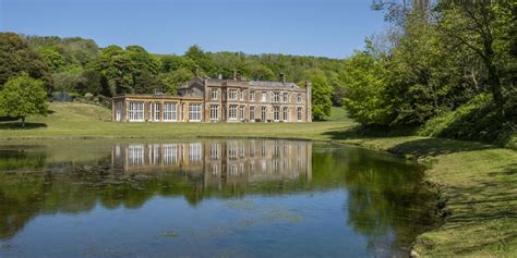 One of the Largest Estates in England Hits the Market at £30 